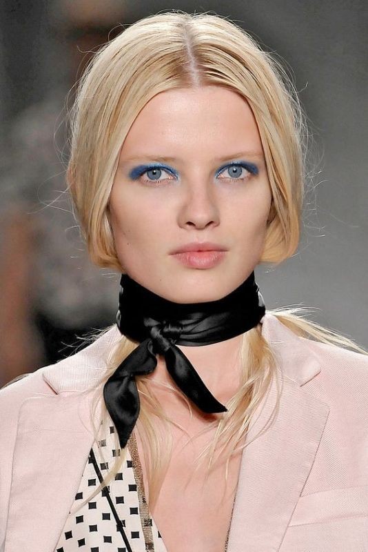 20+ Catchiest Scarf Trends for Women 87 neckerchiefs-1
