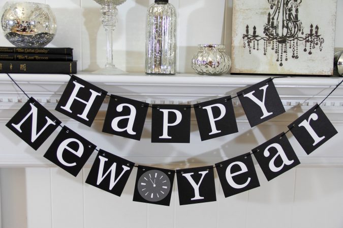 new-year-eve-party-favors-675x450 Best New Year’s Eve Decorating Ideas in 2023