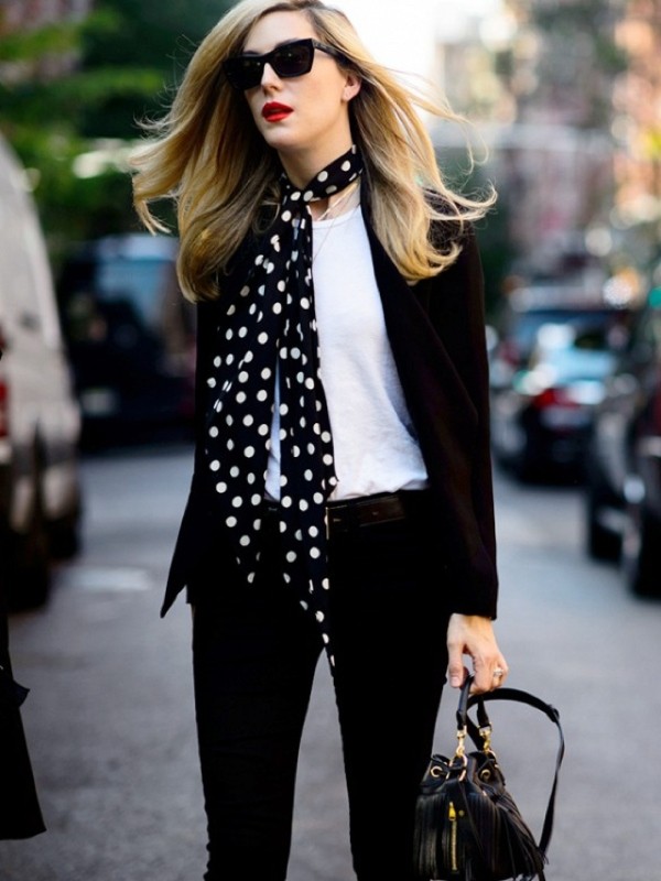 skinny-scarves-13 20+ Catchiest Scarf Trends for Women in 2020