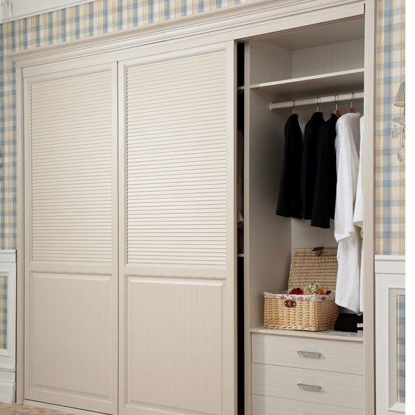 slatted-door-wardrob2 Most Stylish 6 Bedroom Wardrobes Design Ideas