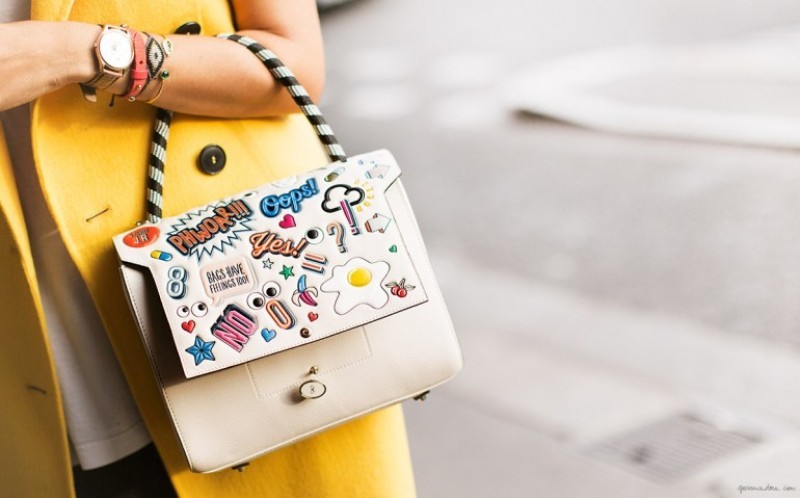 stunning-emoji-bags-9