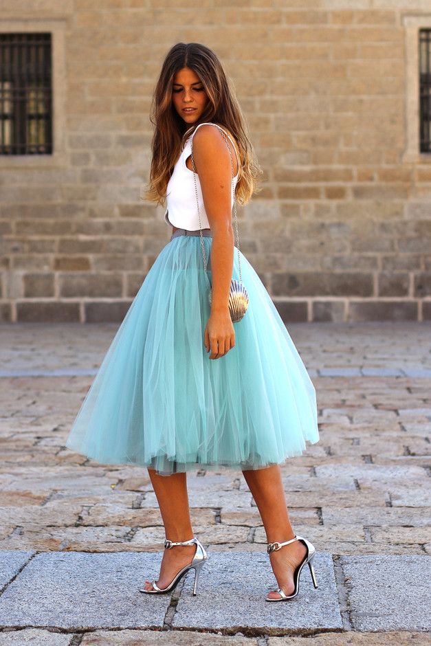 turquoise-tulle-skirt-outfit-midi 25+ Women Engagement Outfit Ideas Coming in 2020