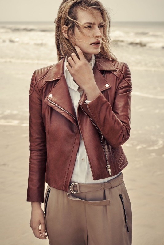 women-leather-jackets-2017-26 80+ Most Stylish Leather Jacket Trends for Women (Updated List)