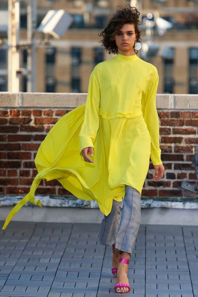 yellow outfits7 6 Hottest Fashion Trends of Spring & Summer - 43