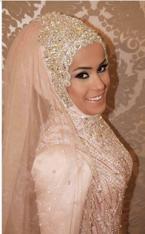 0ac15cb184e4acc 5 Stylish Muslim Wedding Dresses Trends for 2020