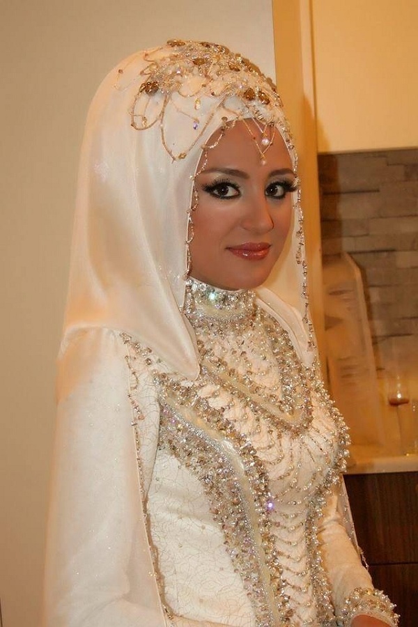 49bb5023e72bc20c2adf653181ca56cd 5 Stylish Muslim Wedding Dresses Trends for 2020