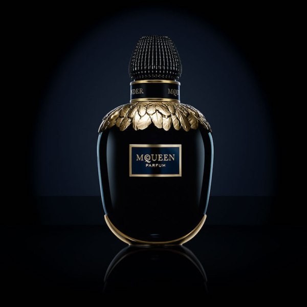 Alexander-McQueen-McQueen-Parfum-for-Women Top 36 Best Perfumes for Fall & Winter 2022