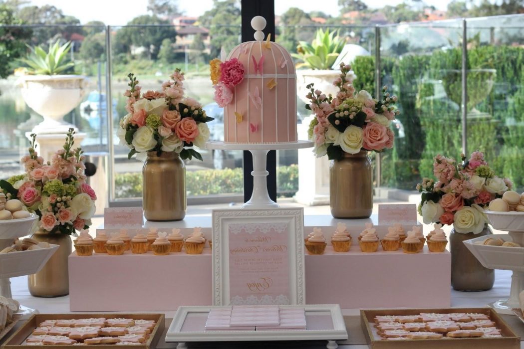 10 Hottest Outdoor Wedding Ideas 30 Cake Table1 10 Hottest Outdoor Wedding Ideas - 30