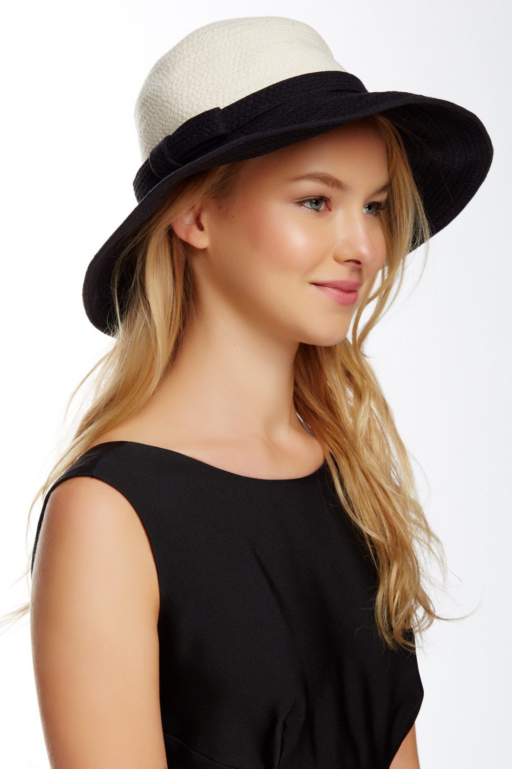 Color Blocking Sun Hat4 10 Women’s Hat Trends For Summer - 33