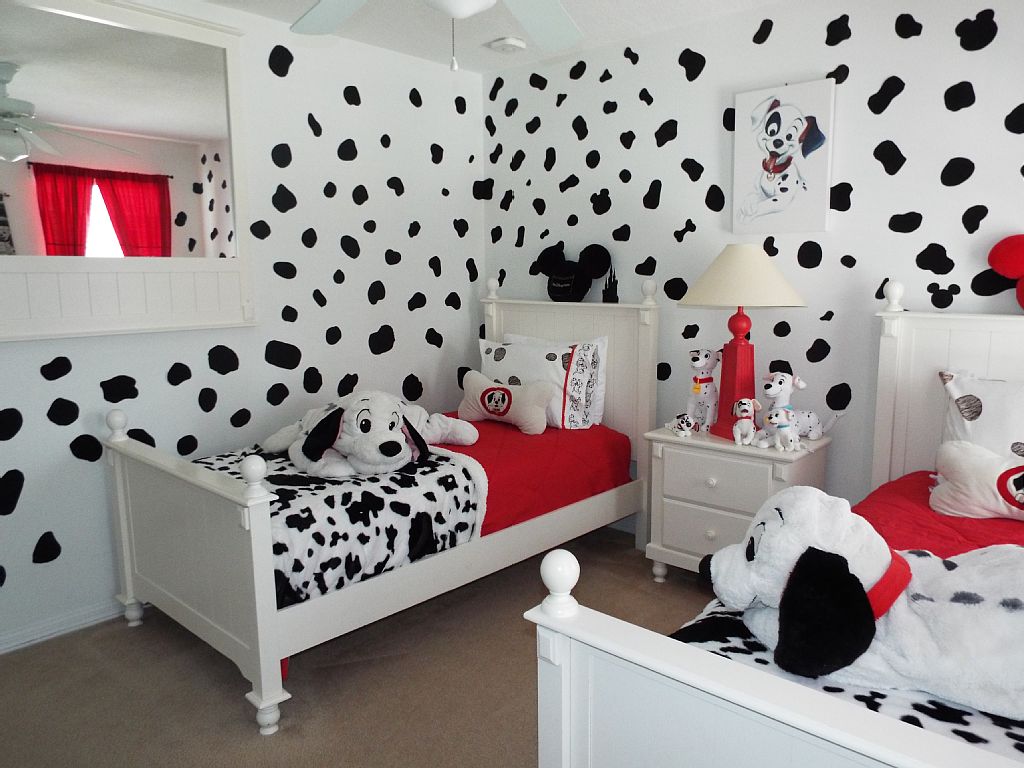 Top 5 Girls’ Bedroom Decoration Ideas 3 Dalmatian Theme2 Top 5 Girls’ Bedroom Decoration Ideas - 3