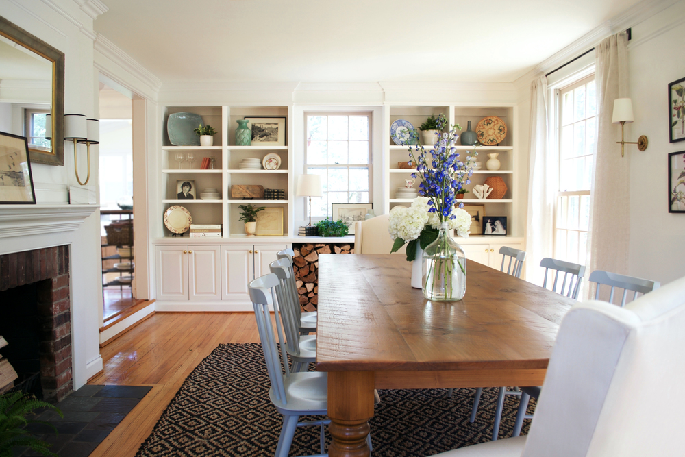 Dine like you are in a farmhouse1 15+ Best Luxurious and Modern Dining Room Design - 21