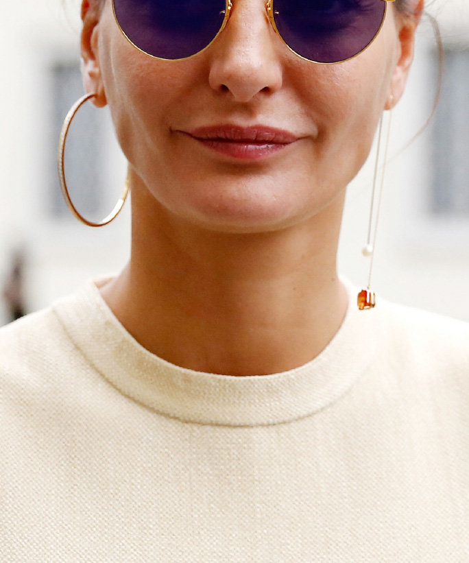 Mismatched-earrings3 5 Hottest Spring & Summer Accessories Fashion Trends in 2022