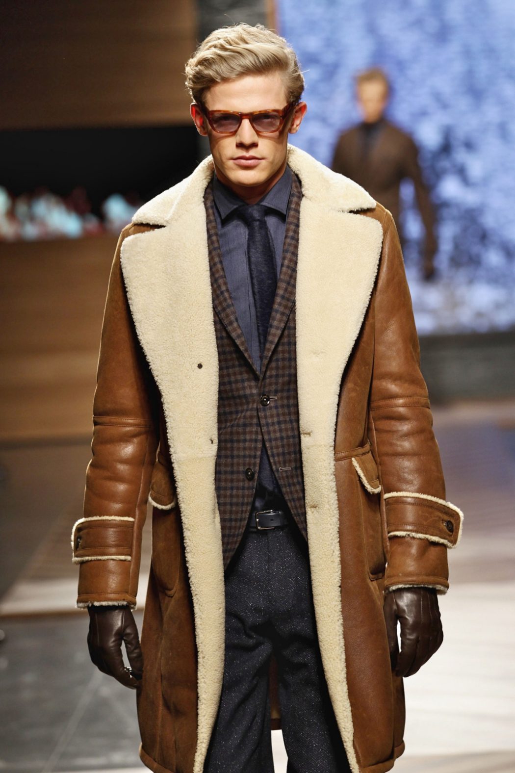 Shearling3 35+ Winter Fashion Trends for Handsome Men - 20