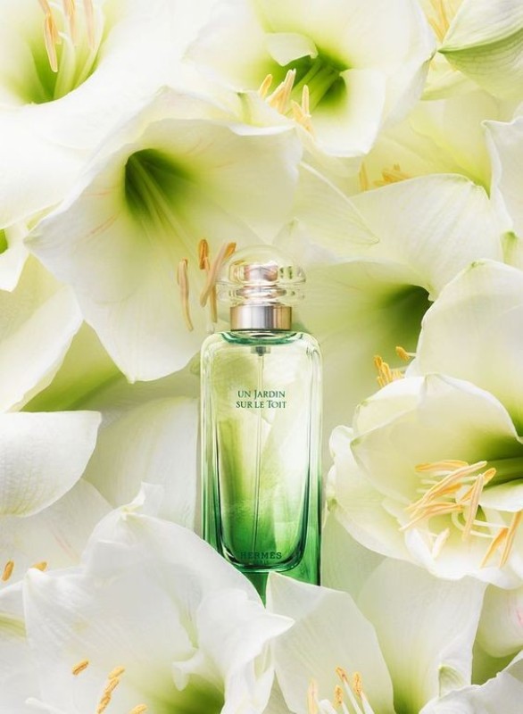 Un-Jardin-Sur-Le-Toit-by-Hermes-for-women-and-men +54 Best Perfumes for Spring & Summer