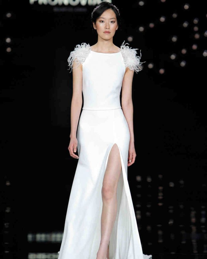atelier pronovias spring2017 015 vert +25 Wedding dresses Design Ideas for a Gorgeous-looking Bride - 20