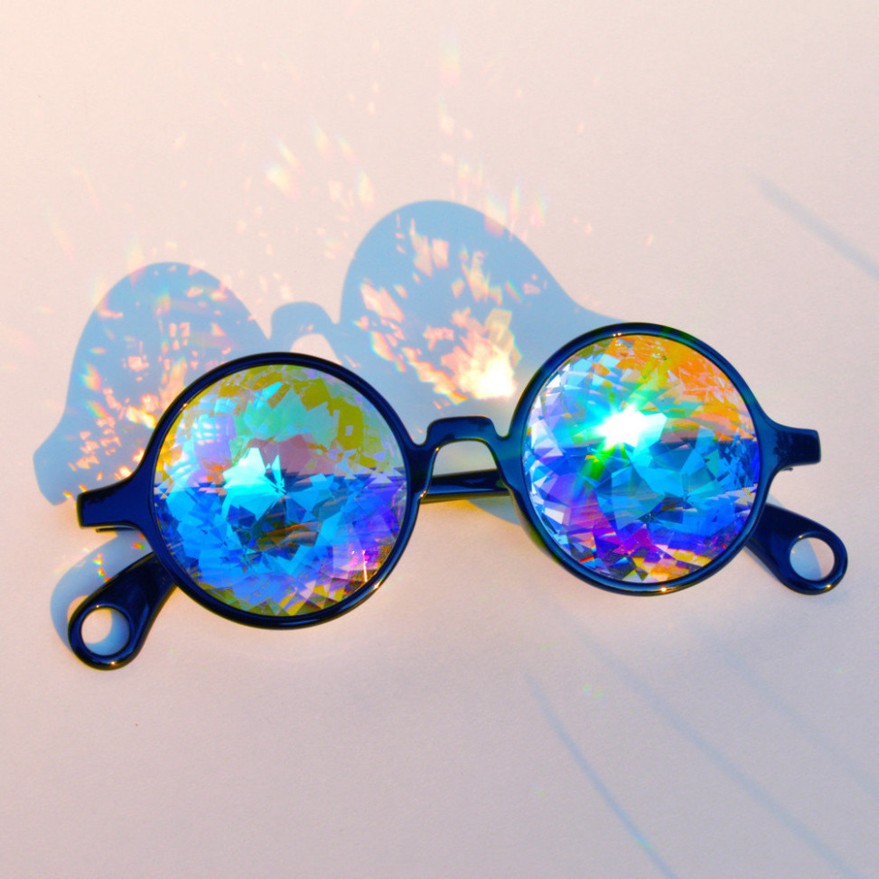 raver sunglasses3 5 Hottest Spring & Summer Accessories Fashion Trends - 13