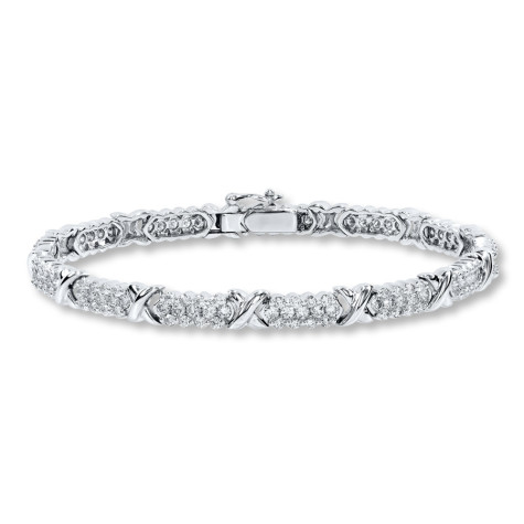 How To Hide Skin Problems And Wrinkles Using Jewelry? 59 111197808_MV_ZM_JAR
