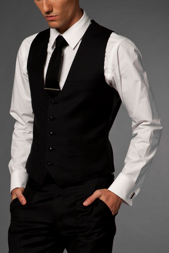 14 Splendid Wedding Outfits for Guys 21 1334679796.1475228461.primary.original 14 Splendid Wedding Outfits for Guys - 21