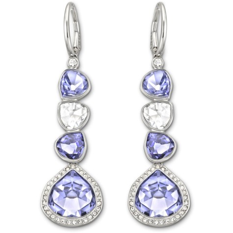 How To Hide Skin Problems And Wrinkles Using Jewelry? 24 1360667114-13039900