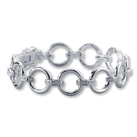 How To Hide Skin Problems And Wrinkles Using Jewelry? 69 505565109_MV_ZM