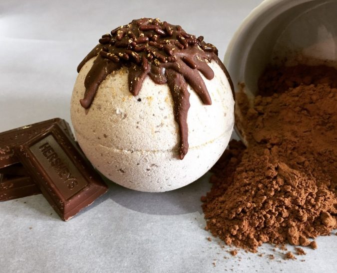 Chocolate Bath Bomb2 4 Most Creative DIY Bath Bombs - 3