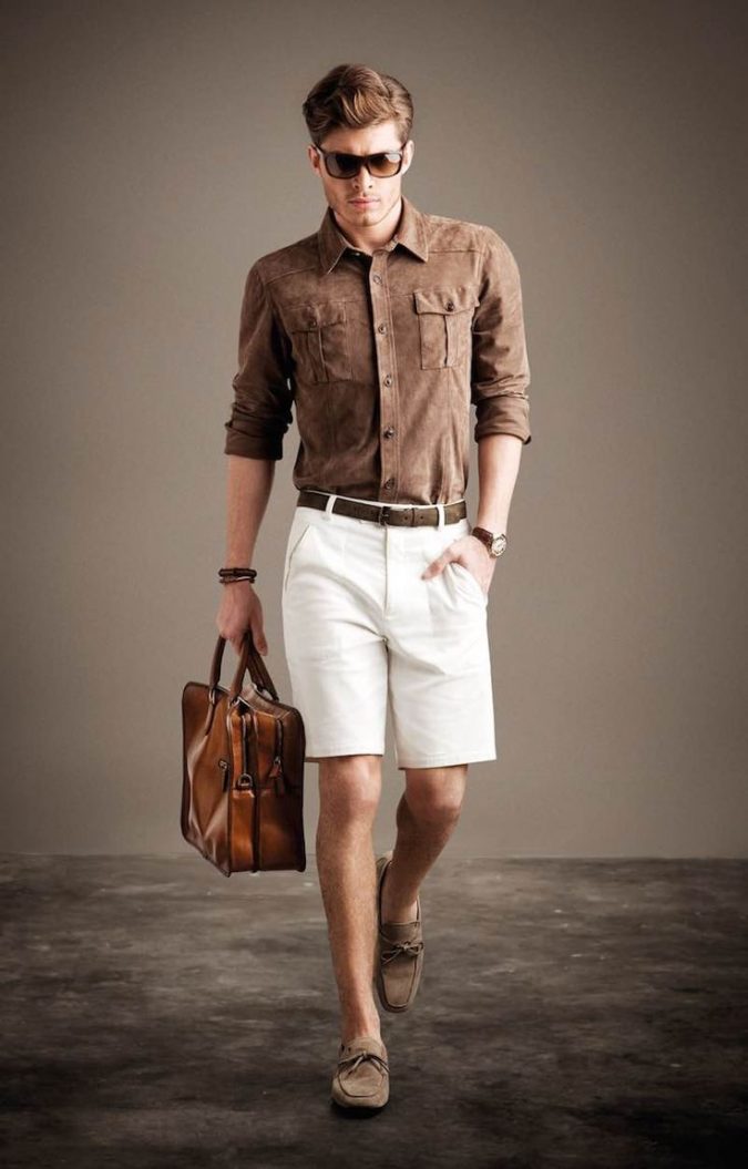 Shorts with casual shoes2 10 Most Stylish Outfits for Guys in Summer - 6