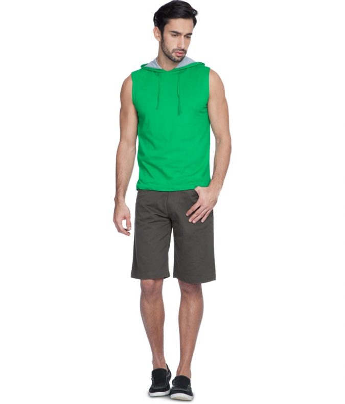 Shorts-with-casual-shoes3-675x790 10 Most Stylish Outfits for Guys in Summer 2022