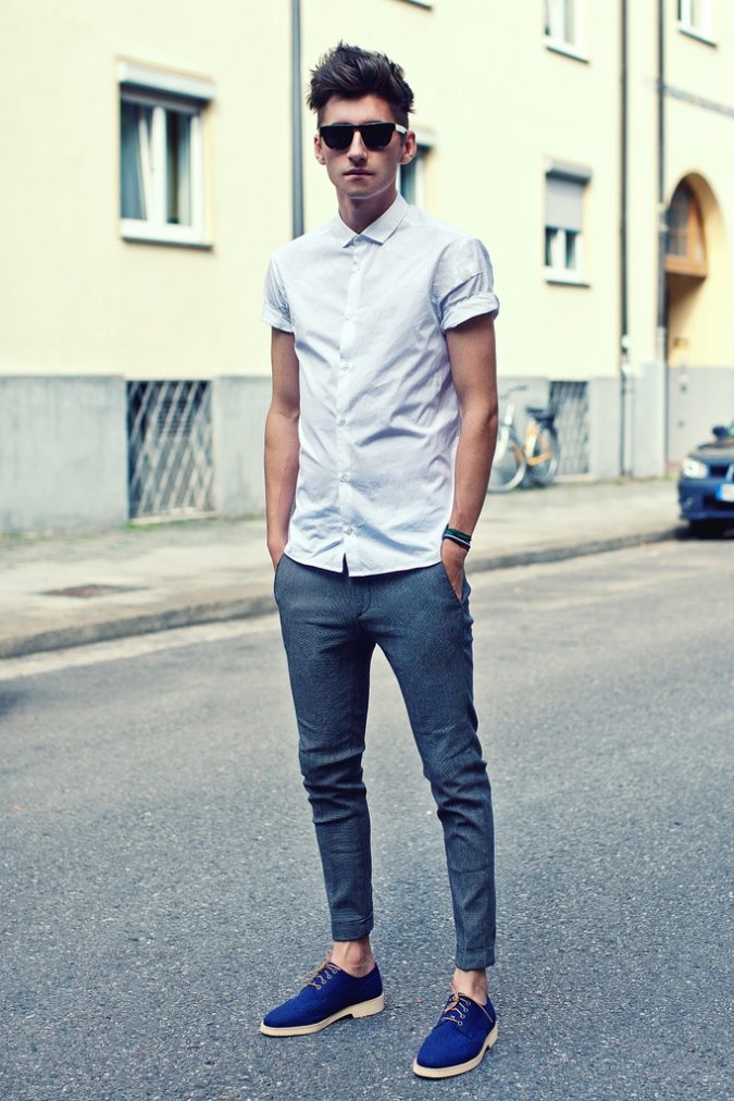 Skinny jeans with a classic shirt3 10 Most Stylish Outfits for Guys in Summer - 29
