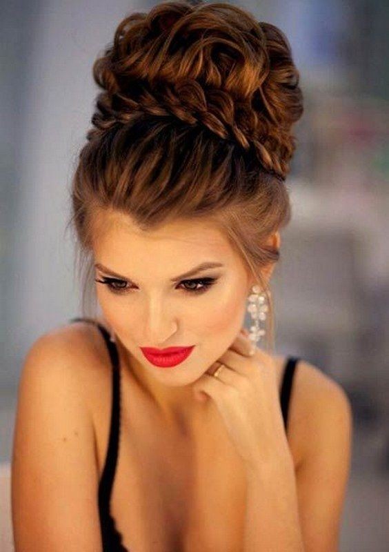 buns 7 28 Hottest Spring & Summer Hairstyles for Women - 97 summer hairstyles