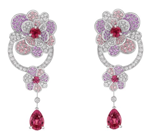 How To Hide Skin Problems And Wrinkles Using Jewelry? 6 camelia_origami_earrings_1_FB