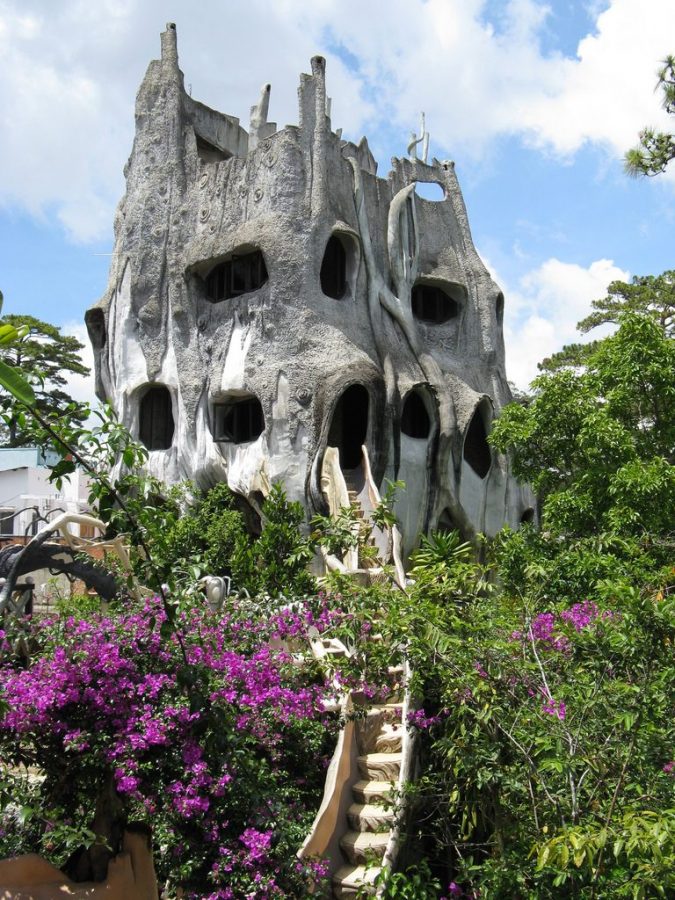 crazy-house-Hang-Nga-guesthouse-vietnam-29-675x900 15 Most Creative Building Designs in The World in 2022