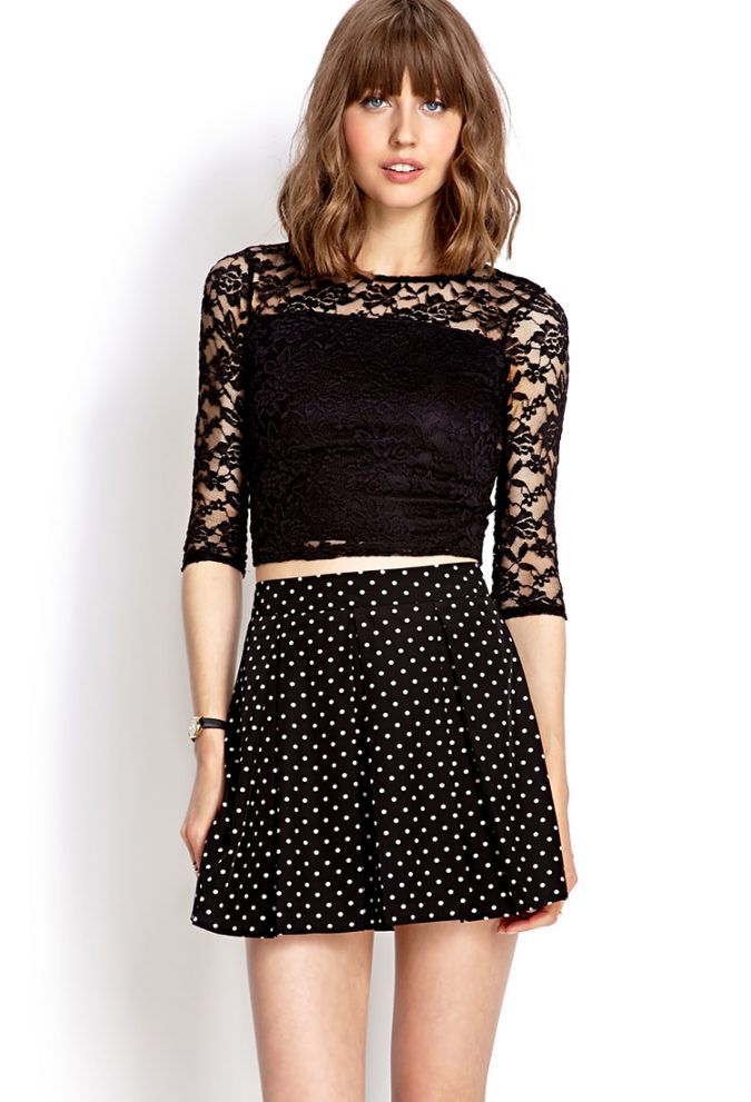forever-21-black-sweet-lace-crop-top-product-1-16461605-1-702813610-normal-675x991 +40 Elegant Teenage Girls Summer Outfits Ideas in 2022