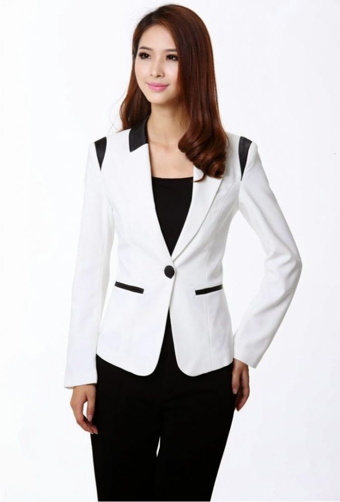lined blazer4 25+ Elegant Work Outfit Ideas That Every Working Woman Should Have - 29