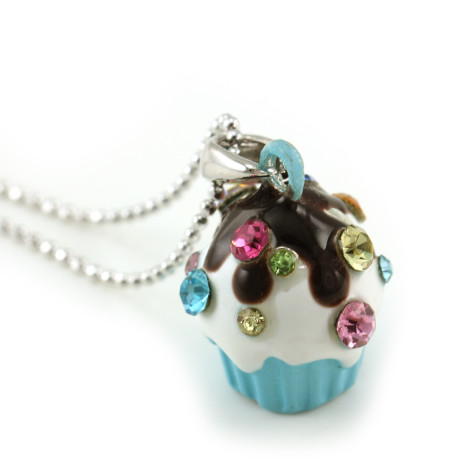 How To Hide Skin Problems And Wrinkles Using Jewelry? 112 n555-1b