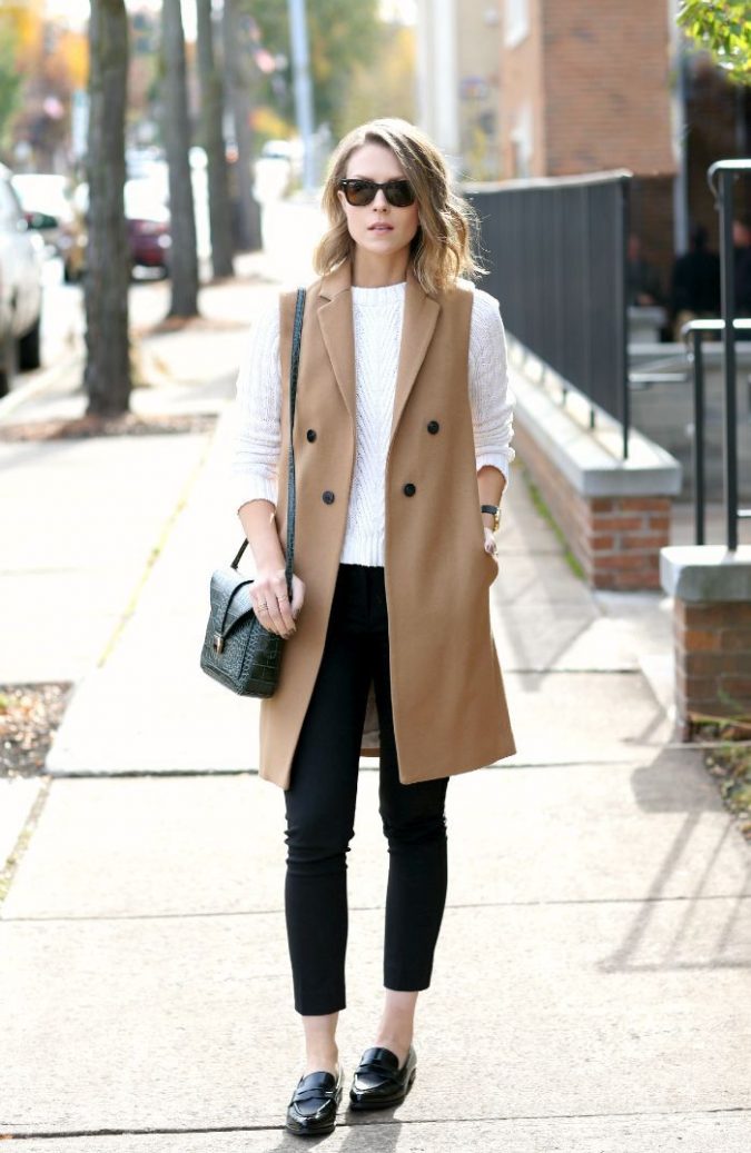 outfits-with-long-vests3-675x1037 25+ Elegant Work Outfit Ideas That Every Working Woman Should Have