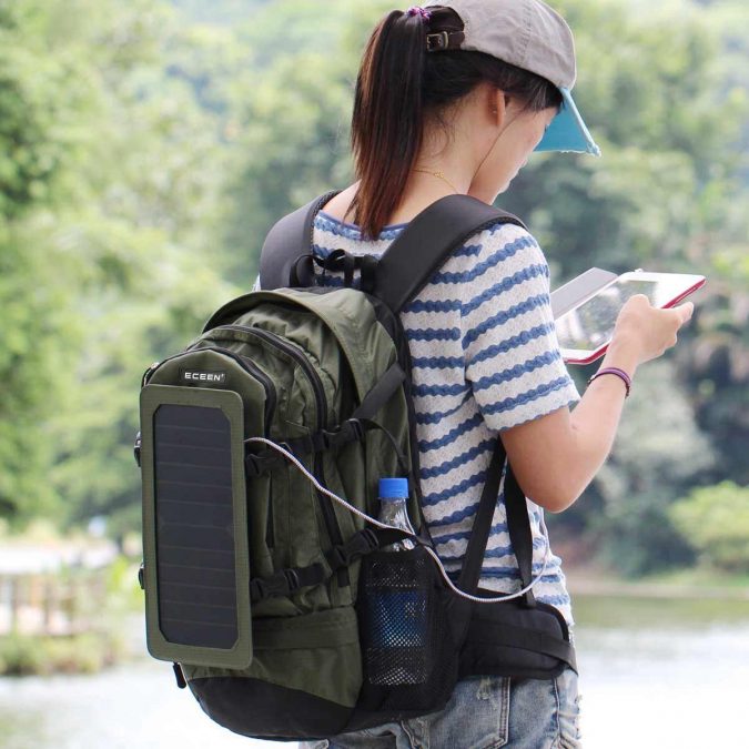 solar backpack Top 12 Unusual Solar-Powered Products - 27