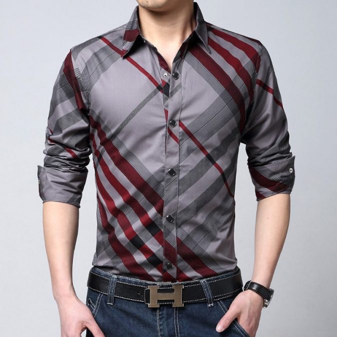 Checked Shirt5 6 Stylish Fall Outfits for School - 5
