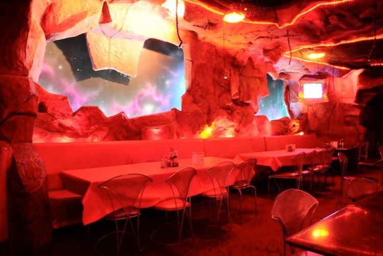 New Picture 48 10 Most Unusual Restaurants in The World - 44
