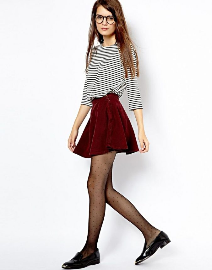 Striped shirt5 6 Stylish Fall Outfits for School - 36
