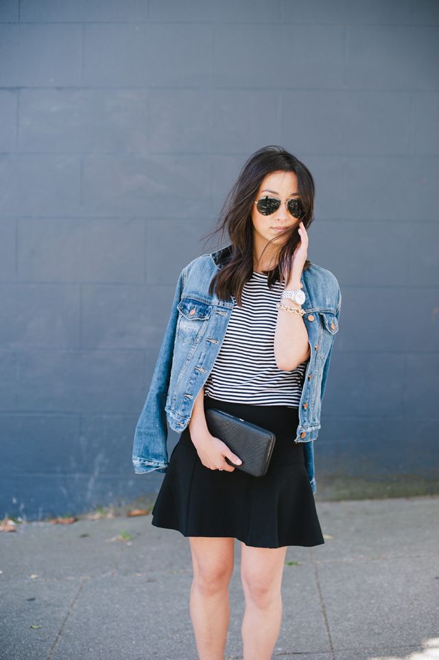 Striped shirt6 6 Stylish Fall Outfits for School - 37