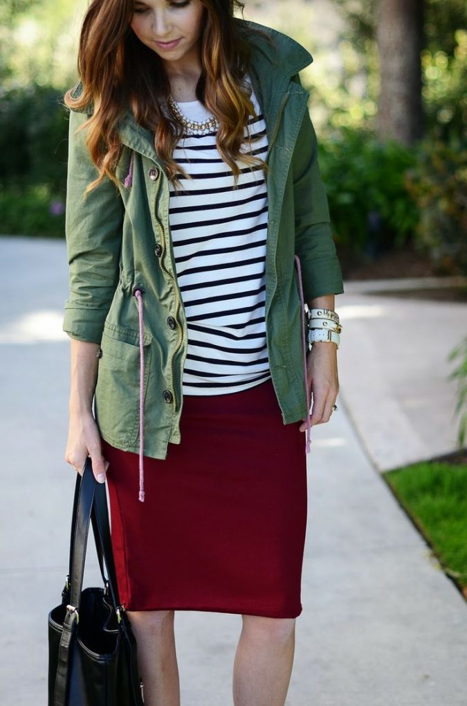 Striped shirt7 6 Stylish Fall Outfits for School - 38
