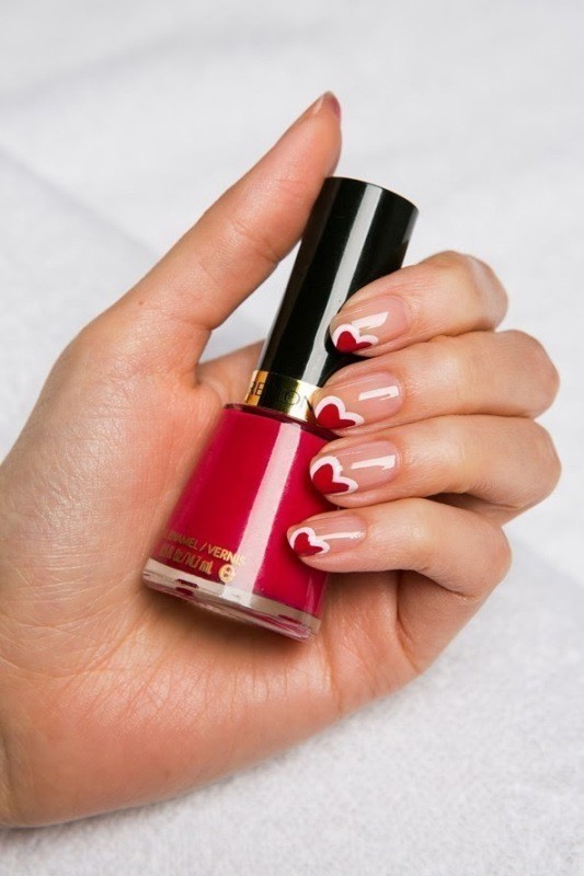 50+ Lovely Valentine's Day Nail Art Ideas 9 Valentines Day Nails 2017 7 50+ Lovely Valentine's Day Nail Art Ideas - 9