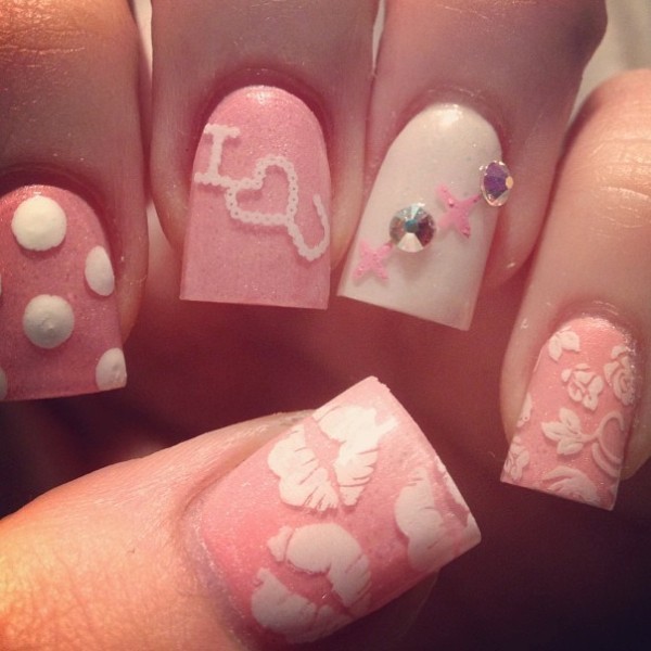 50+ Lovely Valentine's Day Nail Art Ideas 82 Valentines Day Nails 2017 79 50+ Lovely Valentine's Day Nail Art Ideas - 82
