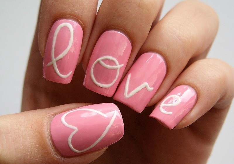 50+ Lovely Valentine's Day Nail Art Ideas 88 Valentines Day Nails 2017 85 50+ Lovely Valentine's Day Nail Art Ideas - 88