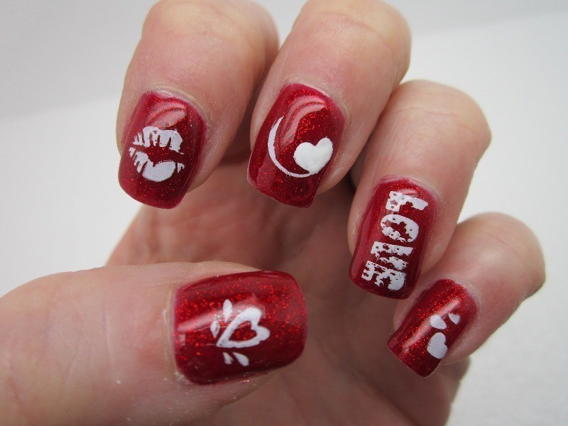 50+ Lovely Valentine's Day Nail Art Ideas 89 Valentines Day Nails 2017 86 50+ Lovely Valentine's Day Nail Art Ideas - 89