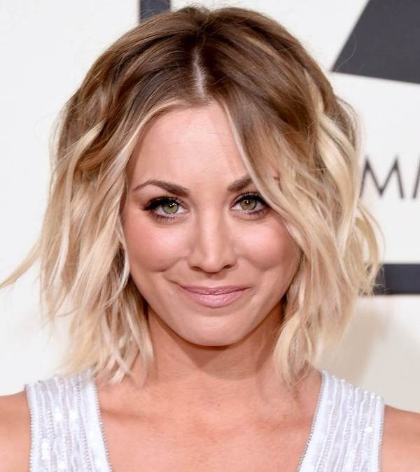 adding highlights 12 80+ Marvelous Color Ideas for Women with Short Hair - 79