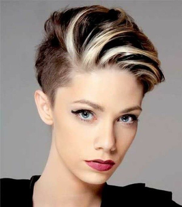 adding highlights 13 80+ Marvelous Color Ideas for Women with Short Hair - 80