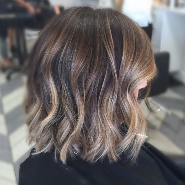 adding highlights 6 80+ Marvelous Color Ideas for Women with Short Hair - 73