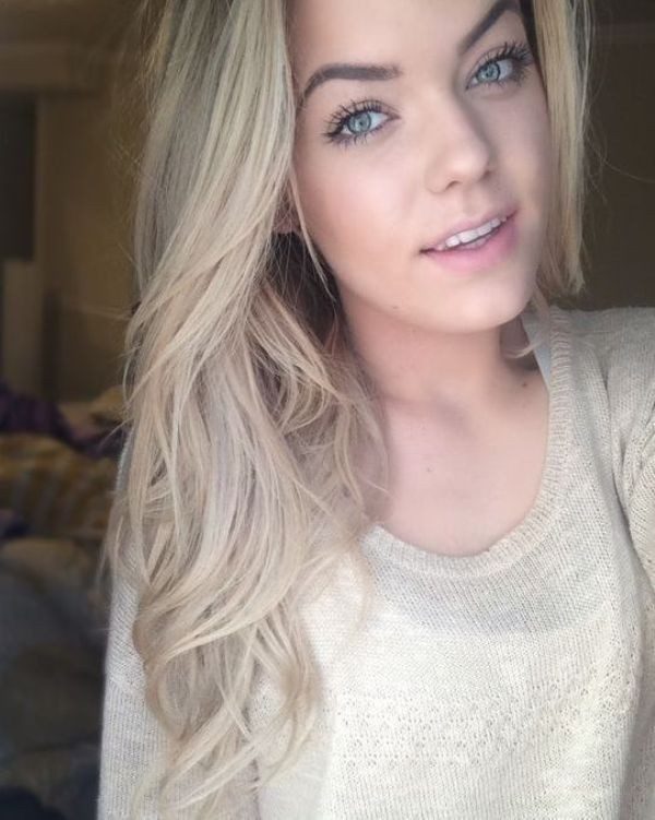 ashy blonde 22 33 Fabulous Spring & Summer Hair Colors for Women - 50