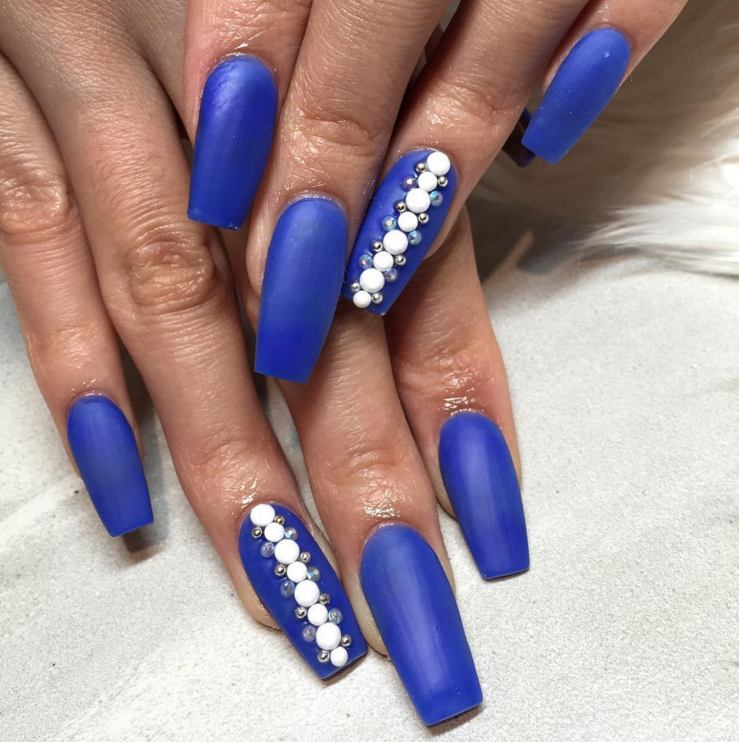 bright-blue-coffin-nails 125 years of Fingernails Trends Development